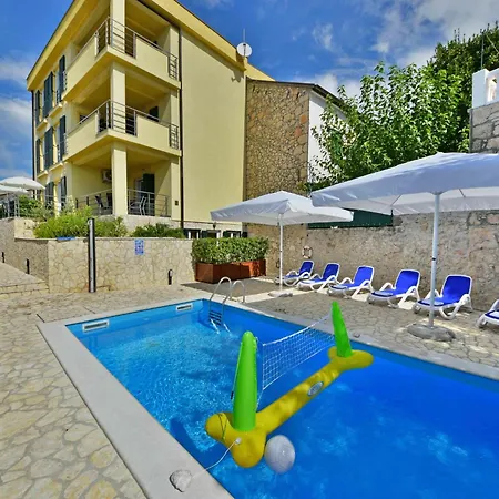 Leko-4 By Interhome Apartment Novi Vinodolski