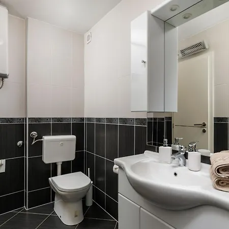 Leko-4 By Interhome Apartment Novi Vinodolski