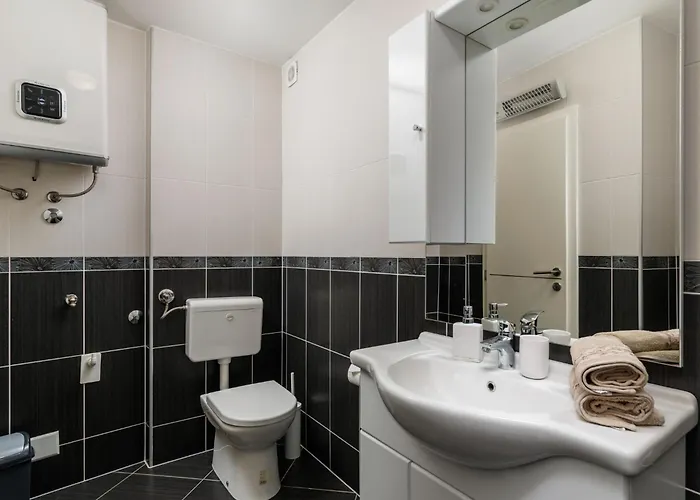 Leko-4 By Interhome Apartment Novi Vinodolski