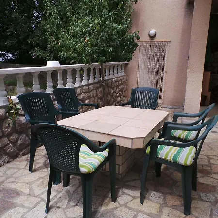 Appartement Leko-4 By Interhome